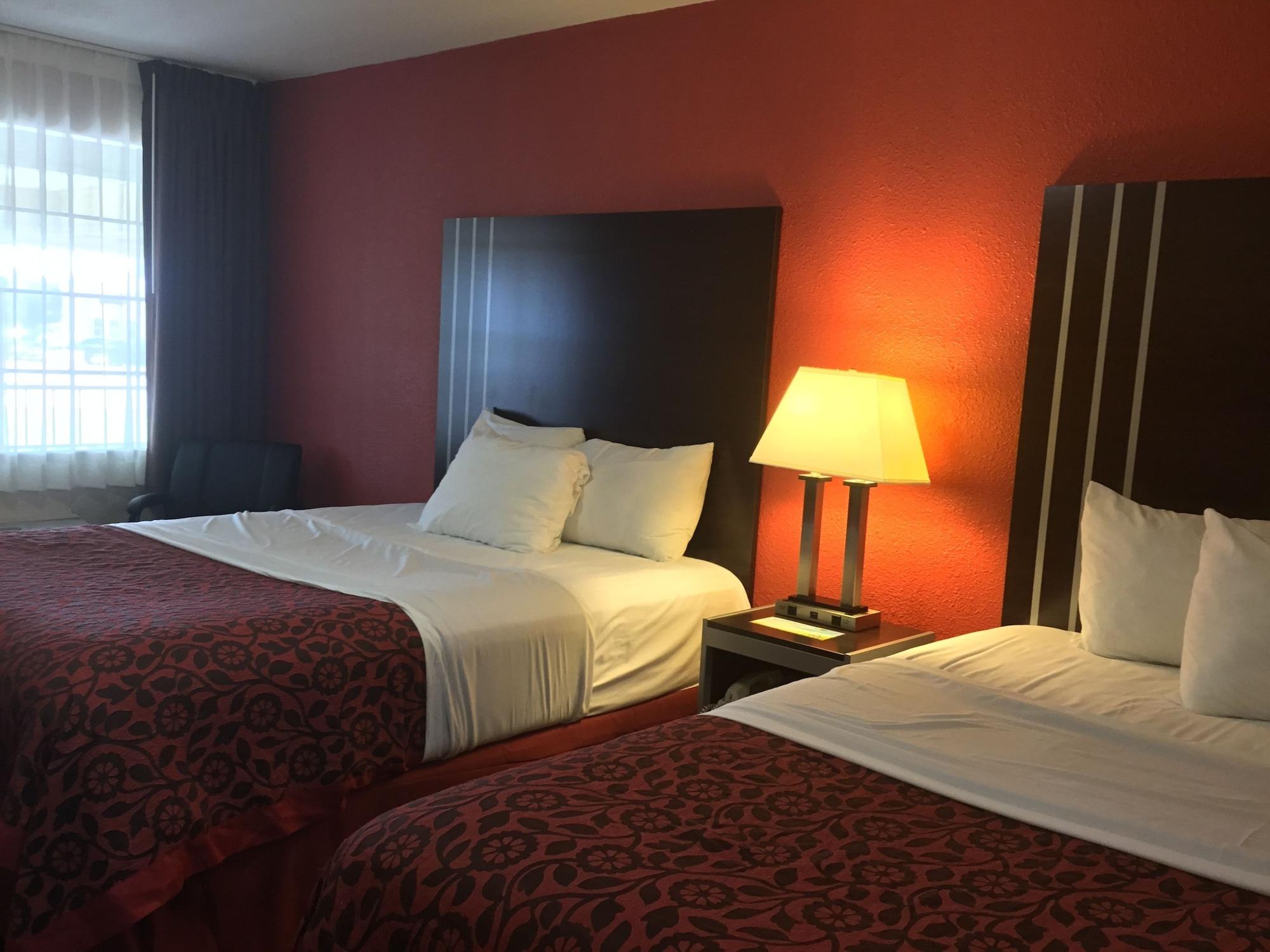 Days Inn By Wyndham College Station University Drive Exterior photo